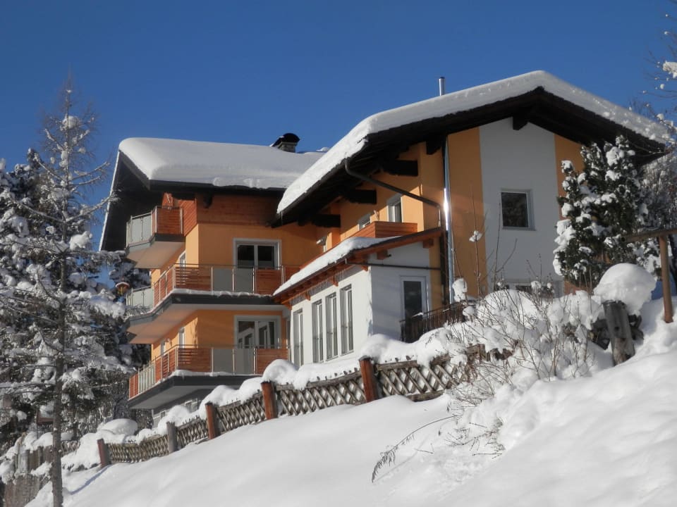 Haus Vergissmeinnicht in Abtenau Winteransicht Apartmenthaus Vergissmeinnicht