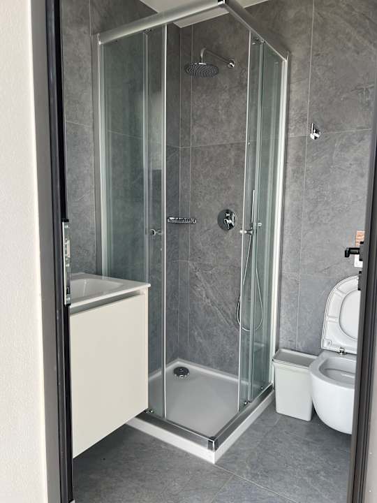 Pool Sanders Crystal 2 - Cute 1-bdr Apt With Shared Rooftop