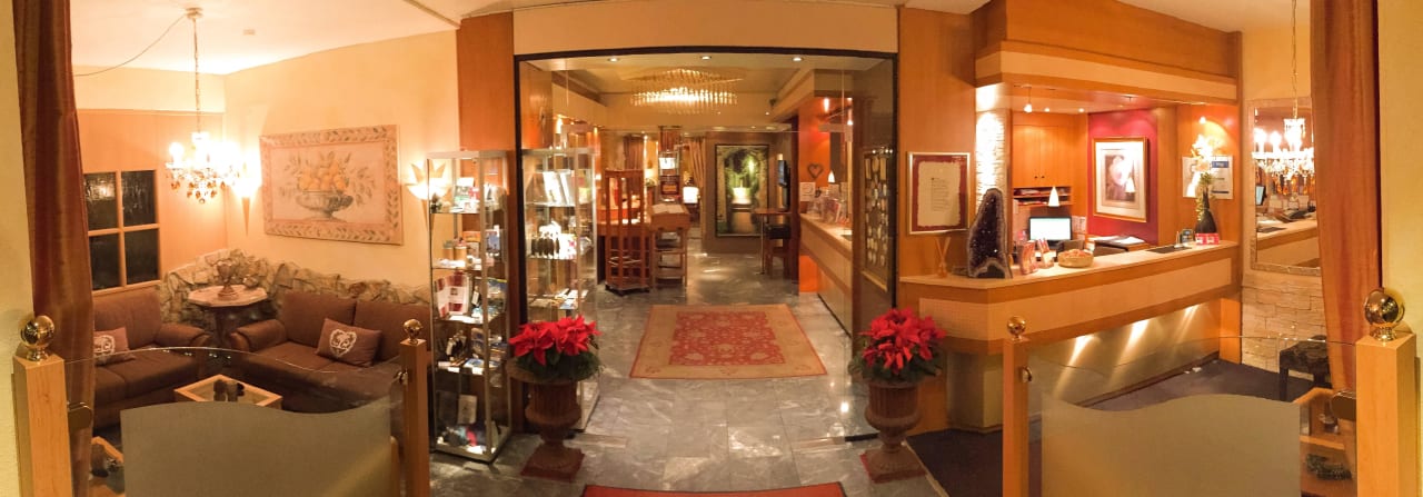 Hotel Rezeption und Lobby City Hotel Ost am Kö