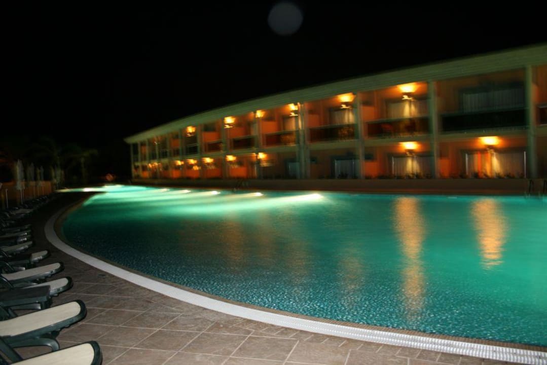Pool bei Nacht Iberostar Selection Fuerteventura Palace