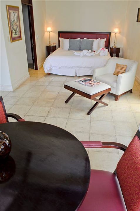 Master Suite # 107 Hotel Beacon Escazu