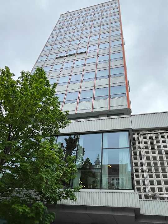 Außenansicht Hotel Altus