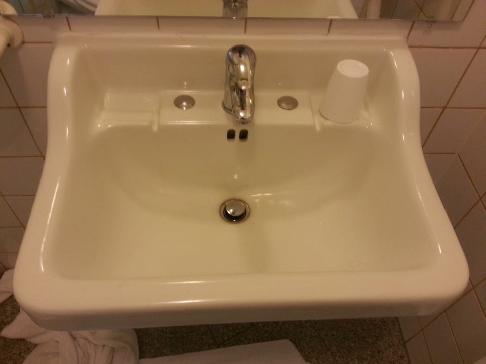 Waschbecken Hotel Goldener Hirsch