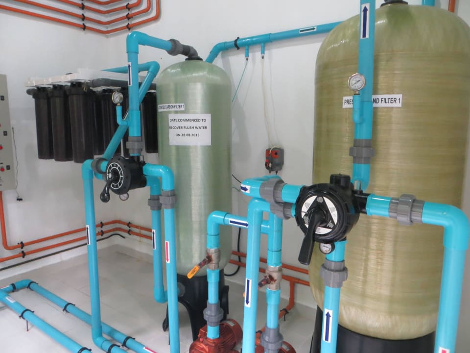 Hoteleigene supersaubere Wasserreinigungsanlage Adaaran Select Hudhuran Fushi - Premium All Inclusive