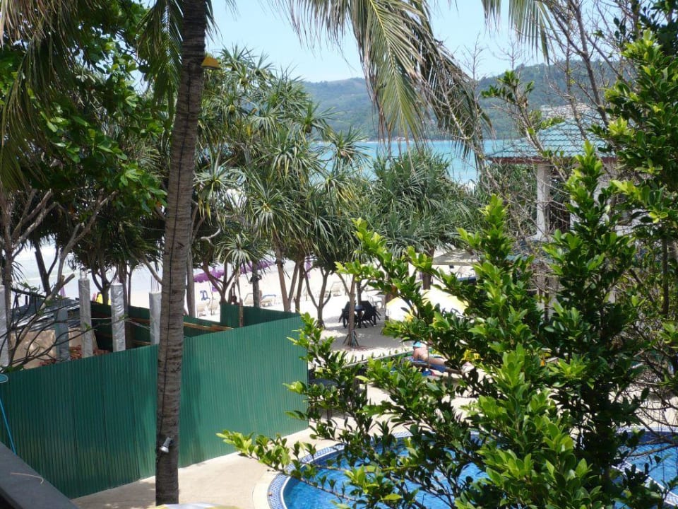 Baustelle am Pool Hotel Patong Bay Garden