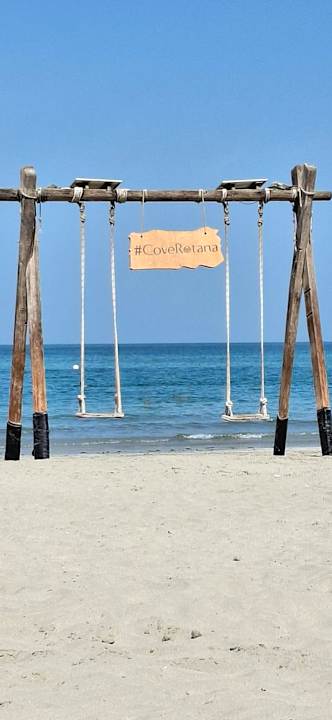 Strand The Cove Rotana Resort