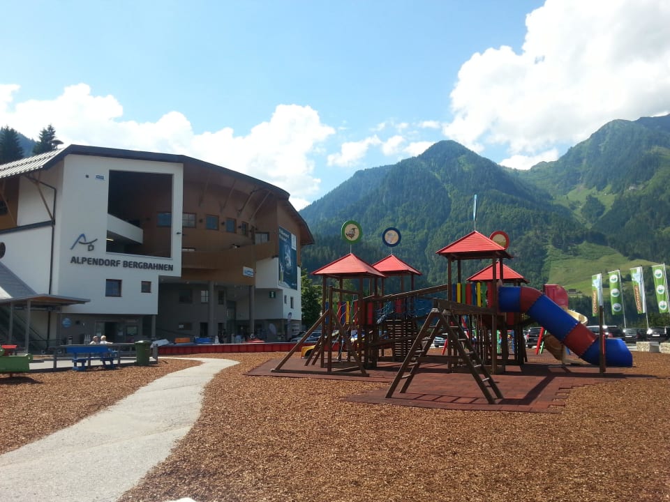 Talstation Gondelbahn Alpendorf Alpina Alpendorf