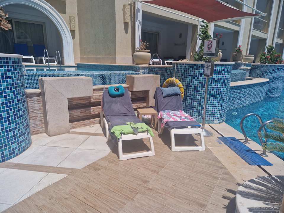 Pool Kaisol Romance Resort