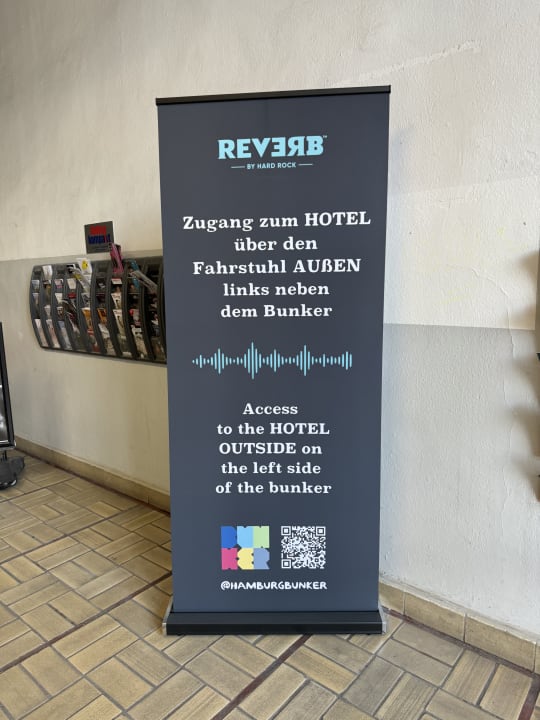 Sonstiges REVERB by Hard Rock Hamburg