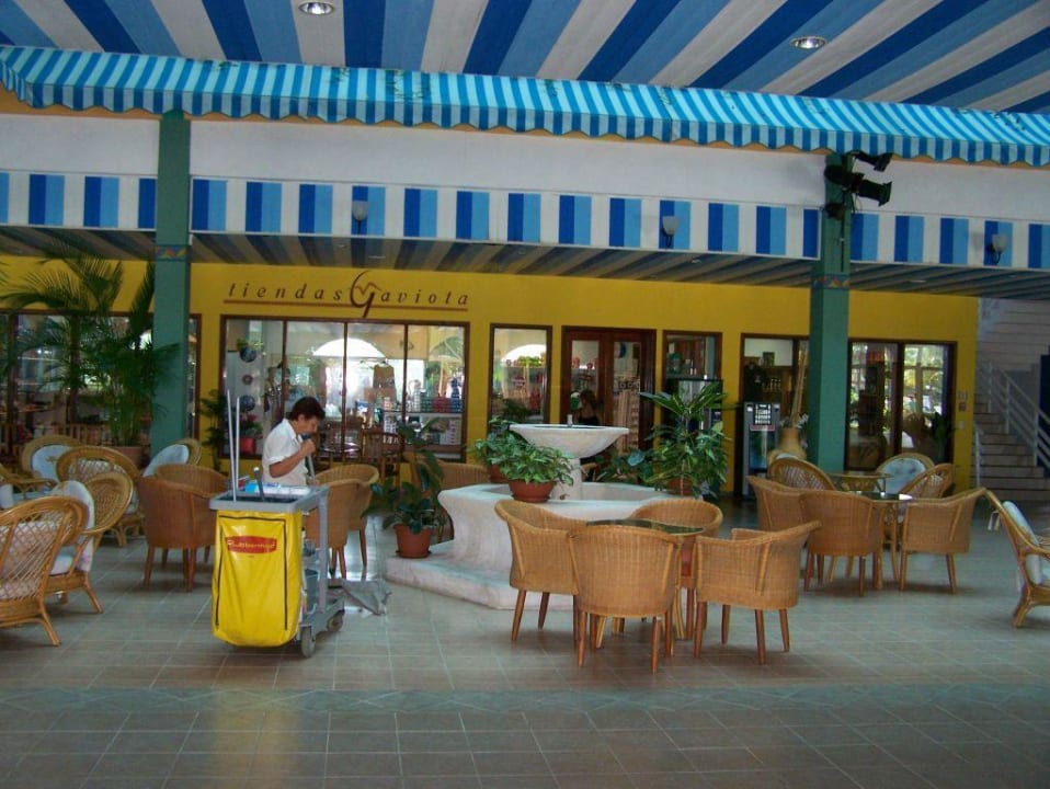 Lobby ASTON Costa Verde Beach Resort