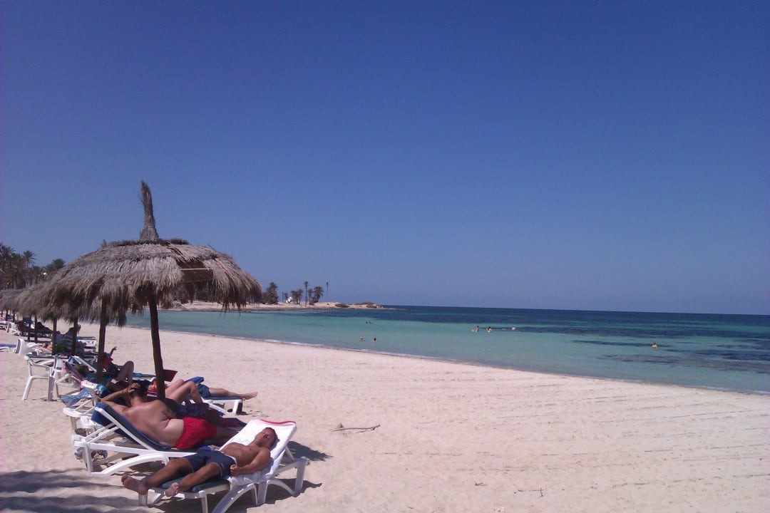 Einer der vielen Strandabschnitte Hotel El Mouradi Djerba Menzel