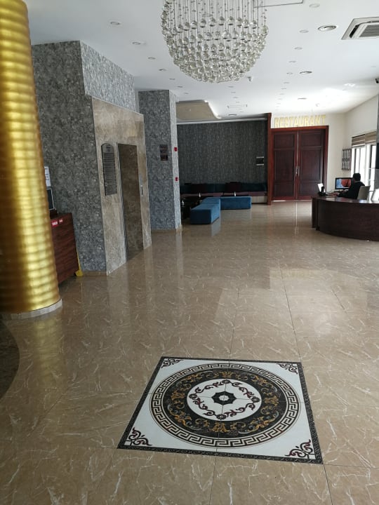 Lobby Maya World Park Hotel