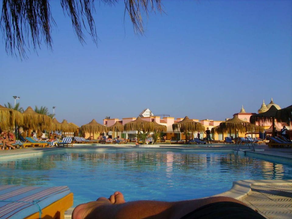 am Pool Pickalbatros Aqua Park Resort - Hurghada