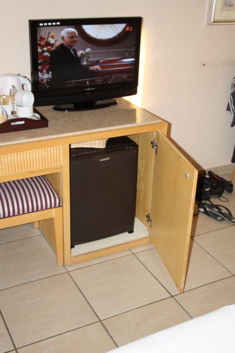 Flat-TV und Minibar Hotel JAZ Makadi Star & Spa