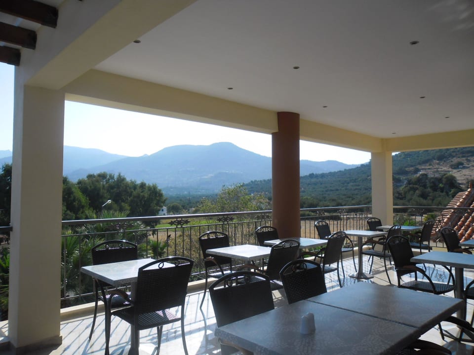 Terrasse Hotel Alma Beach