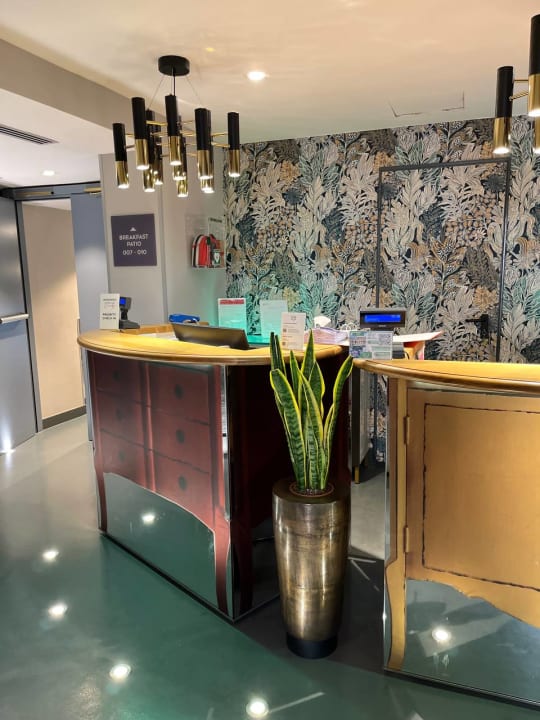 Lobby Leonardo Boutique Hotel Rome Termini