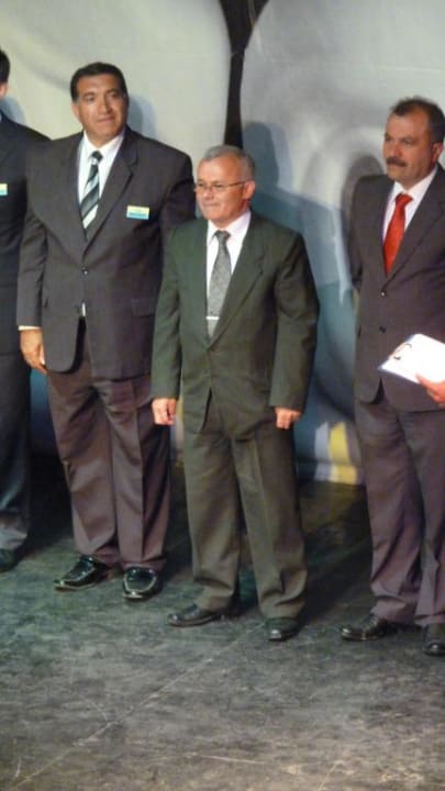Der Hotelmanager (Mitte) Kaya Side