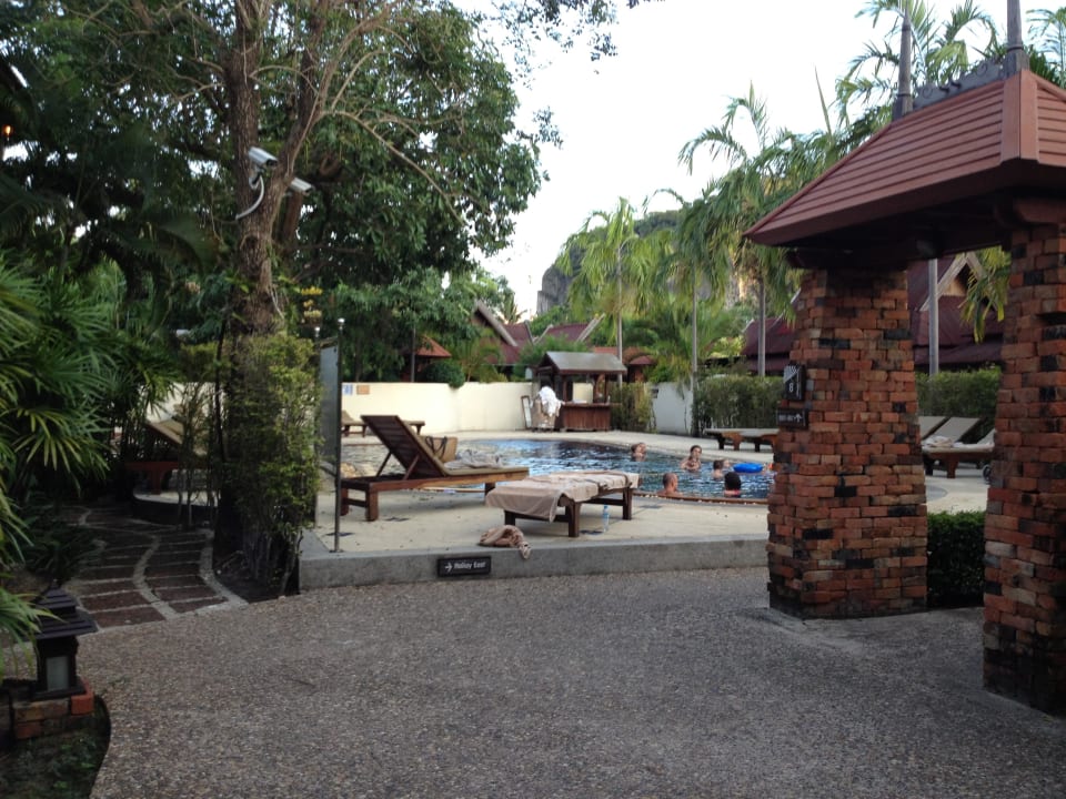 2-tes Pool in der Anlage, Richtung Railay East Hotel Railay Bay Resort & Spa
