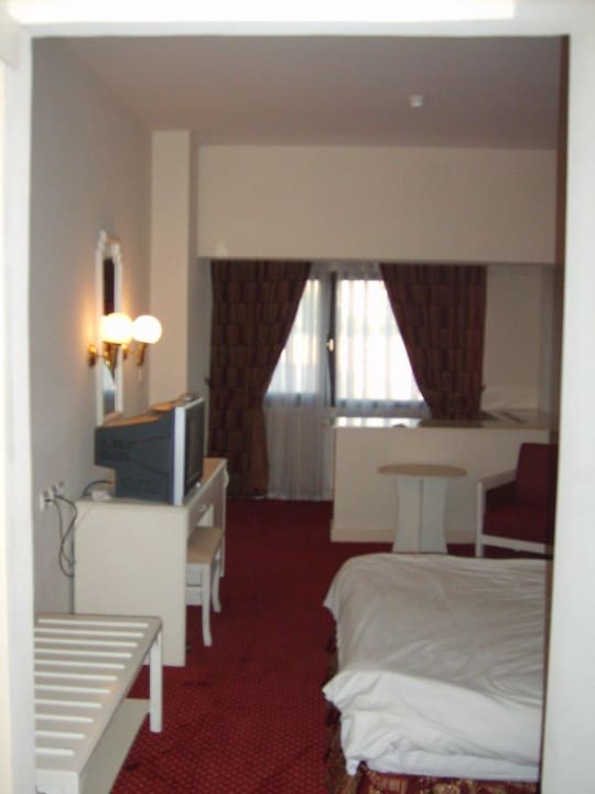 Le Grande Plaza Hotel Le Grande Plaza Hotel