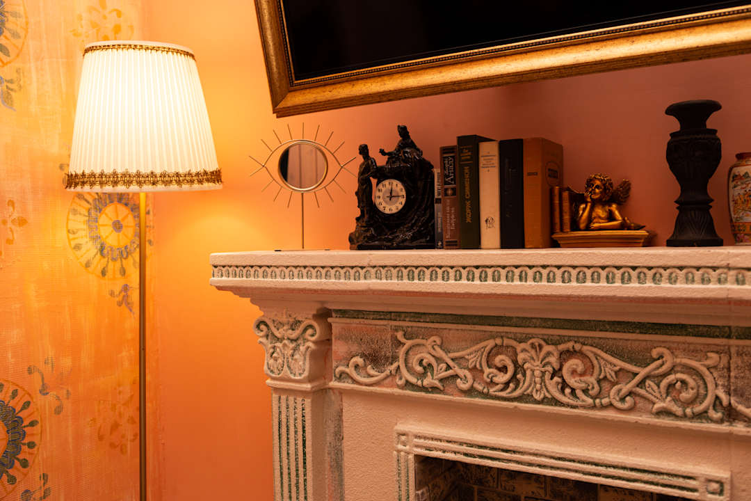 Zimmer Boutique apartments Mason in historical Odessa