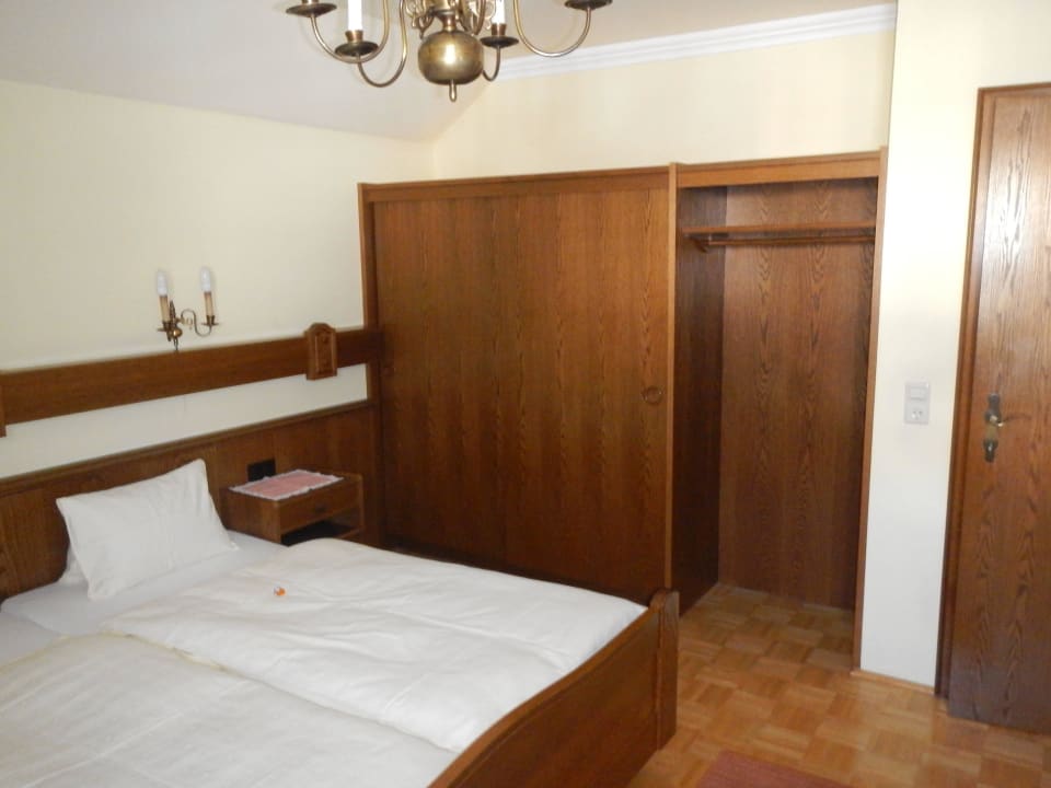 Schlafzimmer Ferienwohnung Speiereck Graggaber im sonnigen Süden Salzburgs