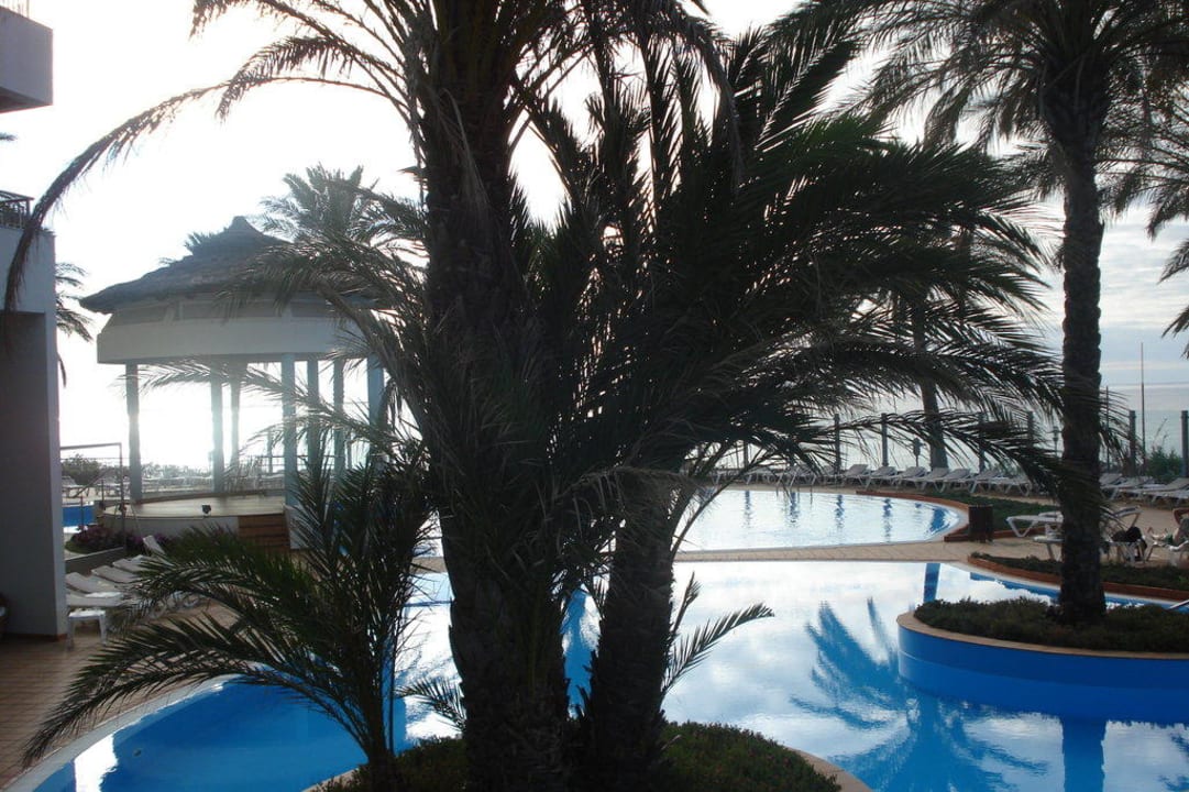 Poolbild Pestana Grand Ocean Resort