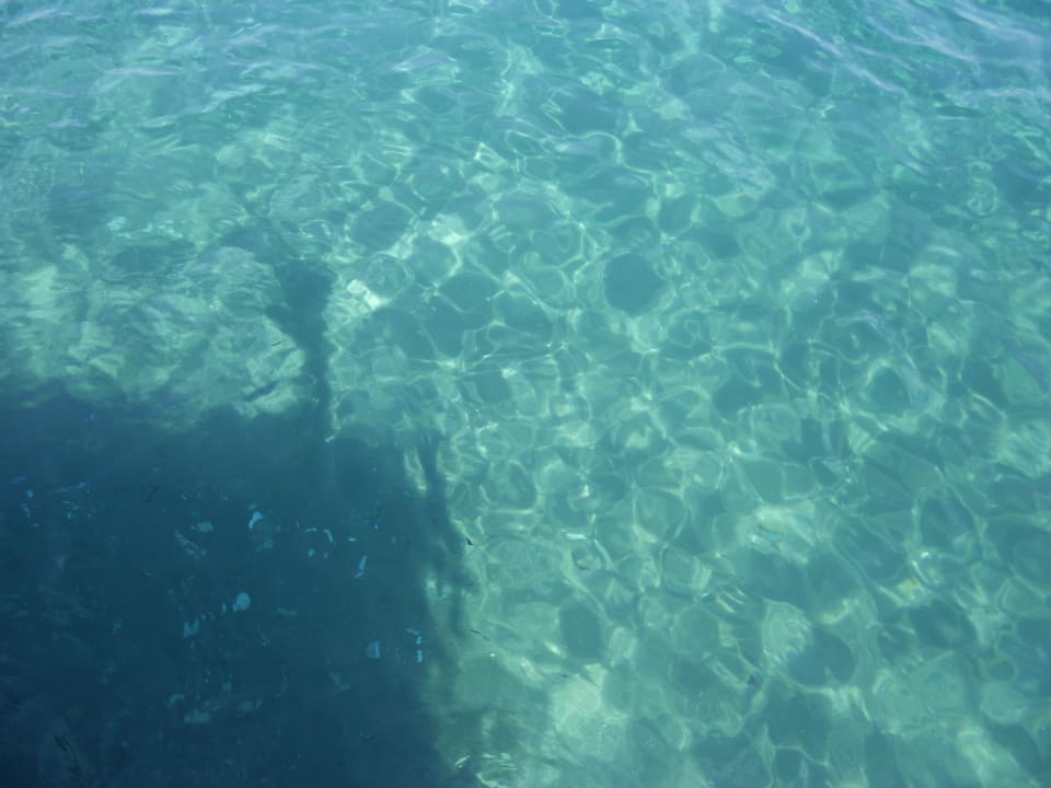 Glasklares Wasser  Grecotel LUXME Dama Dama