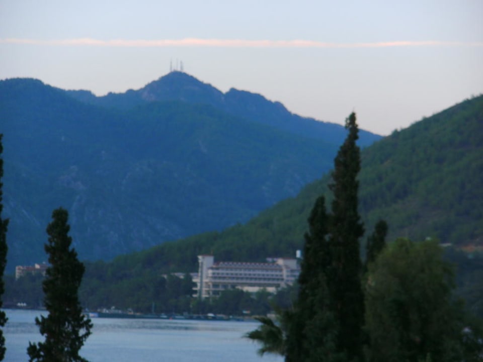 Blick nach Marmaris Kayamaris Hotel