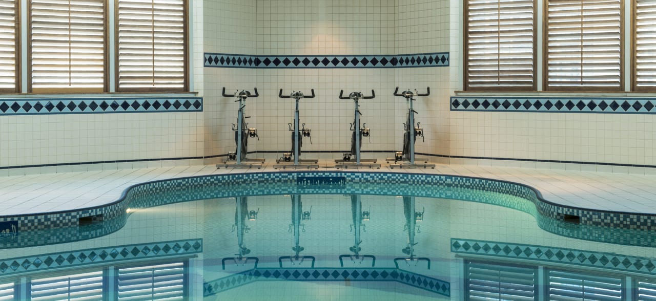 Indoor Pool Le Royal Meridien Abu Dhabi