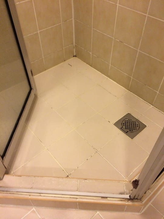 Zustand der Dusche Hotel Bayview Langkawi