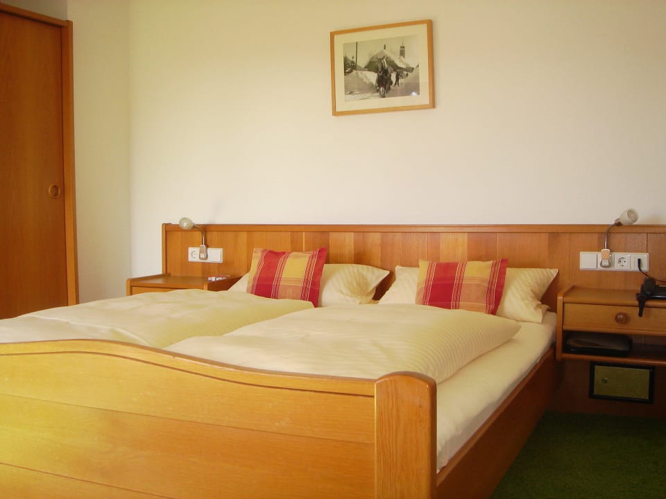 Gästezimmer Hotel Enzian