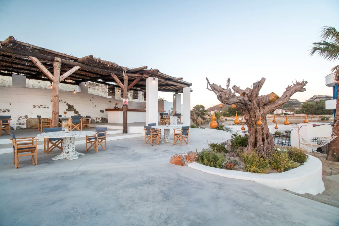 Außenansicht Hotel Ano Kampos