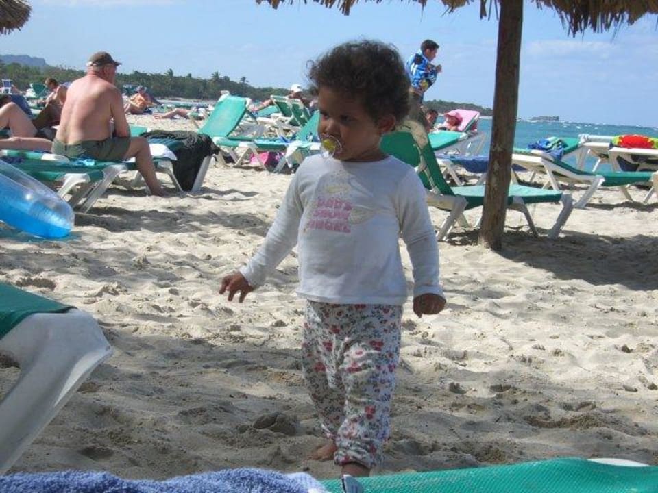 Besuch am Strand Emotions by Hodelpa Puerto Plata