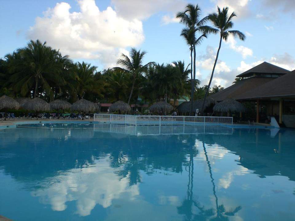 Pool Grand Palladium Select Bávaro Resort & Spa