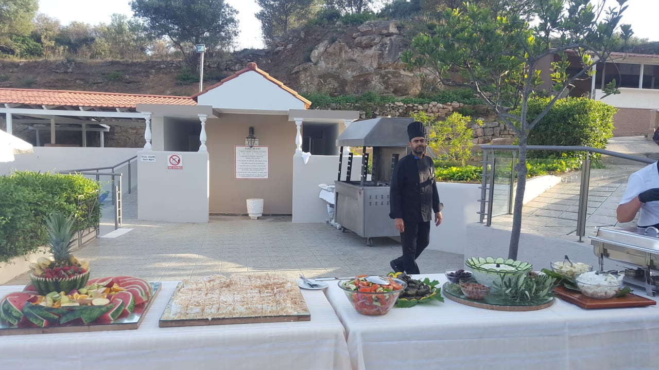 Grill-Buffet Hotel Karavados Beach