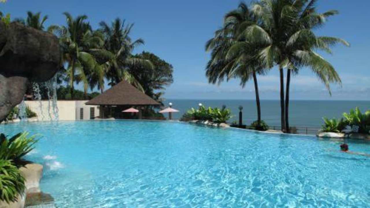 Our favorite pool on the hilltop Damai Beach Resort