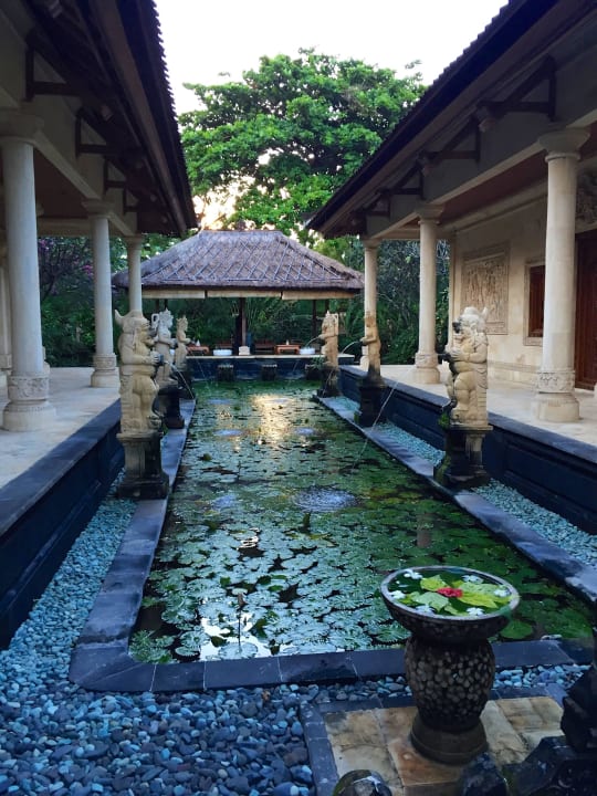 Spa am Abend Hotel Matahari Beach Resort & Spa