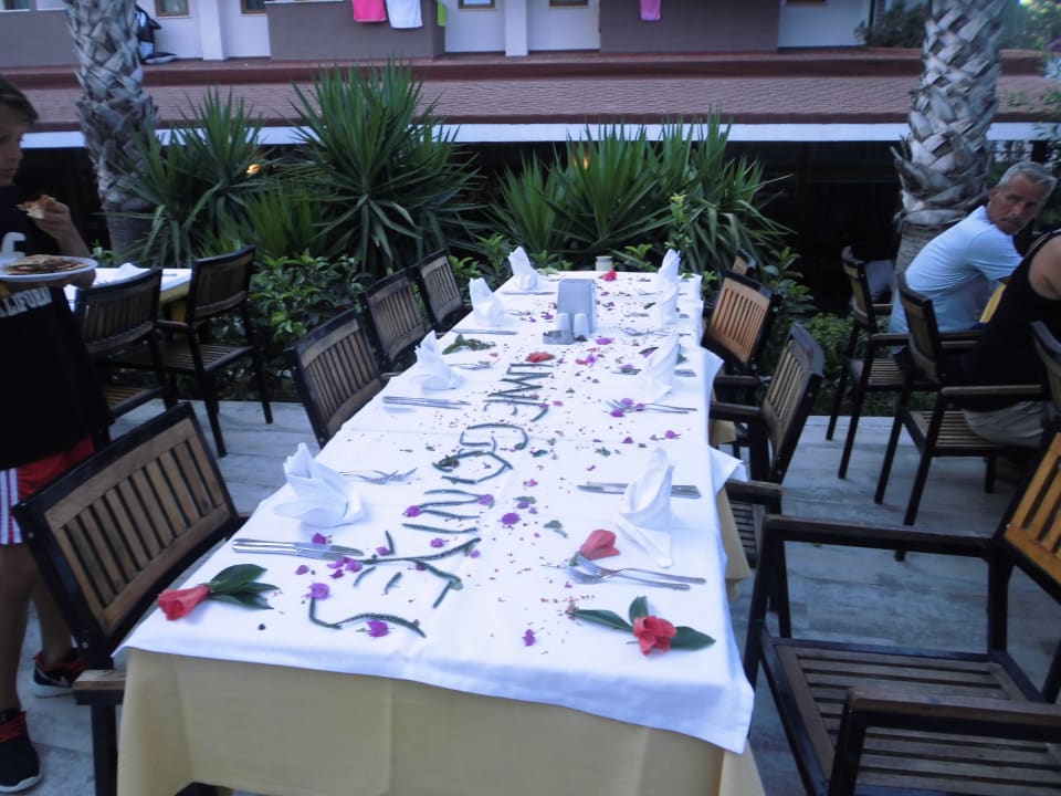 Geburtstagstisch das wird auch kurzfristig gemacht Hane Family Resort