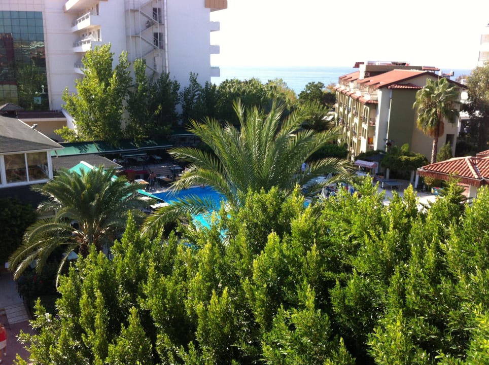 Vom Balkon im Haupthaus Hotel Gardenia Beach