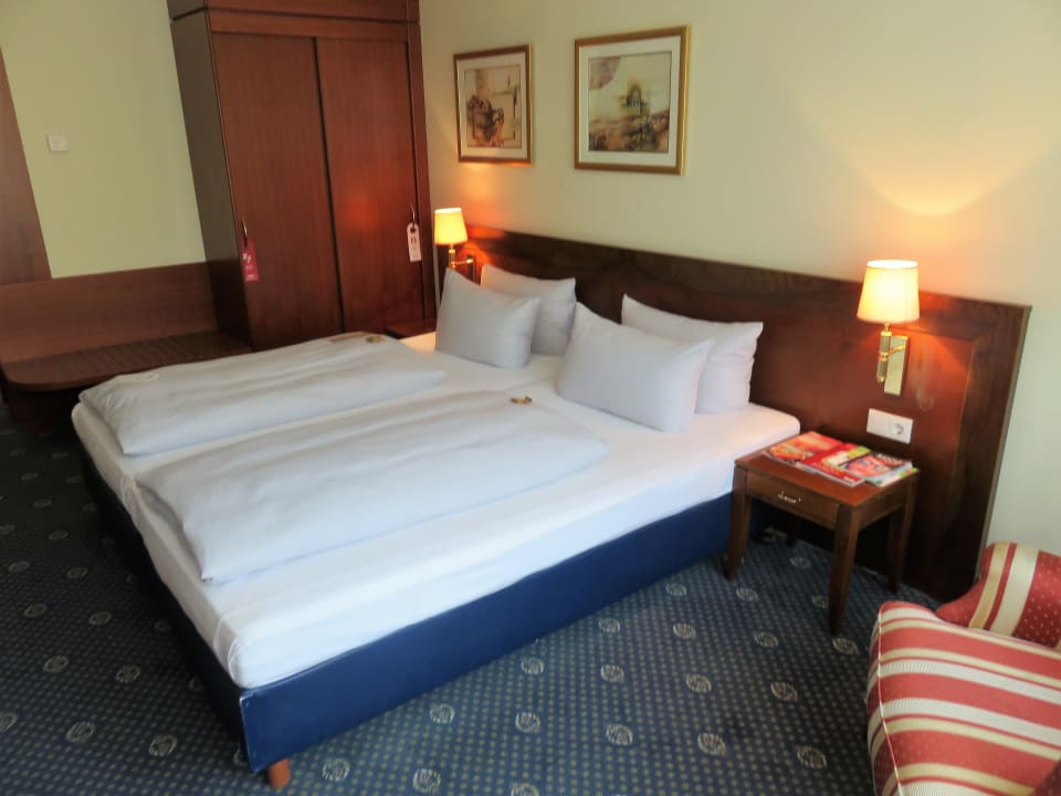 Standard Doppelzimmer #103 HYPERION Hotel Berlin