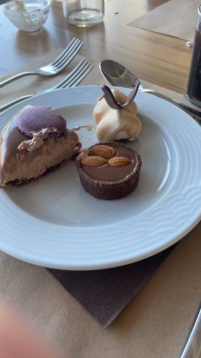 Gastro Fodele Beach & Water Park Holiday Resort