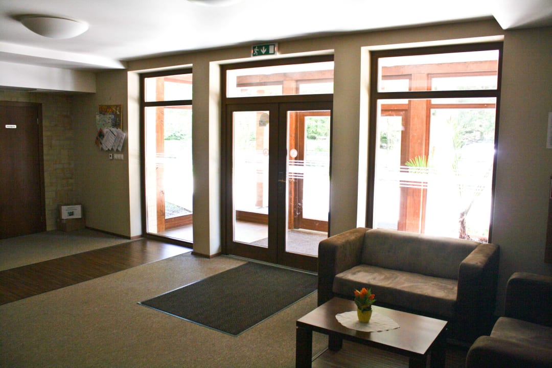 Lobby Fatrapark 2 Apartment House