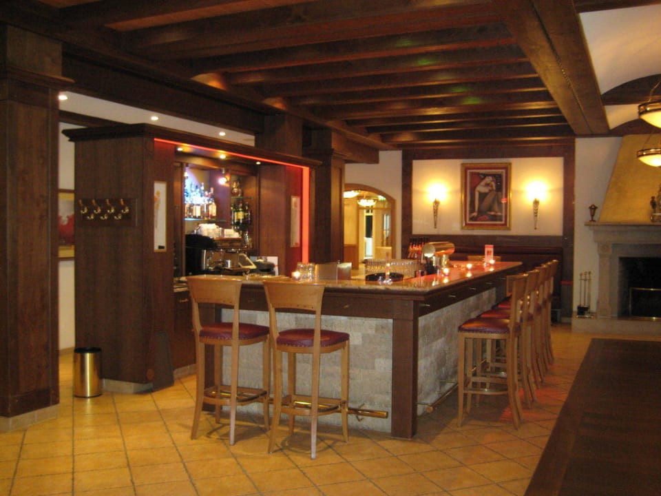 Gemütliche Hotelbar A-ROSA Gothisches Haus Wernigerode