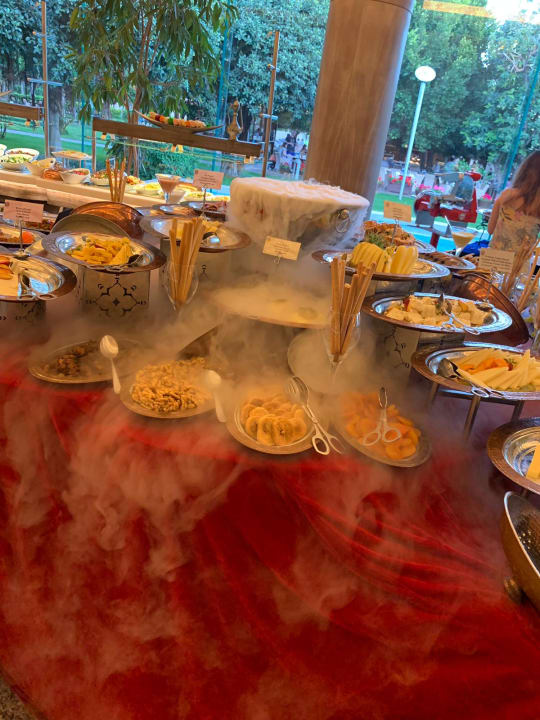 Gastro Gloria Serenity Resort