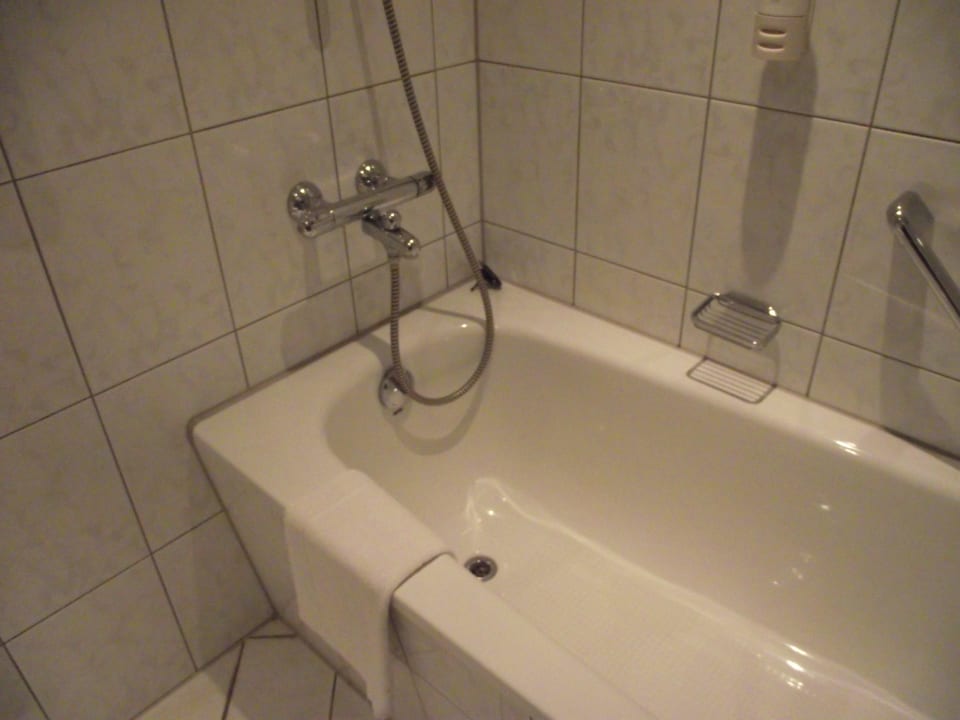 Sauber Leonardo Hotel Köln Bonn Airport