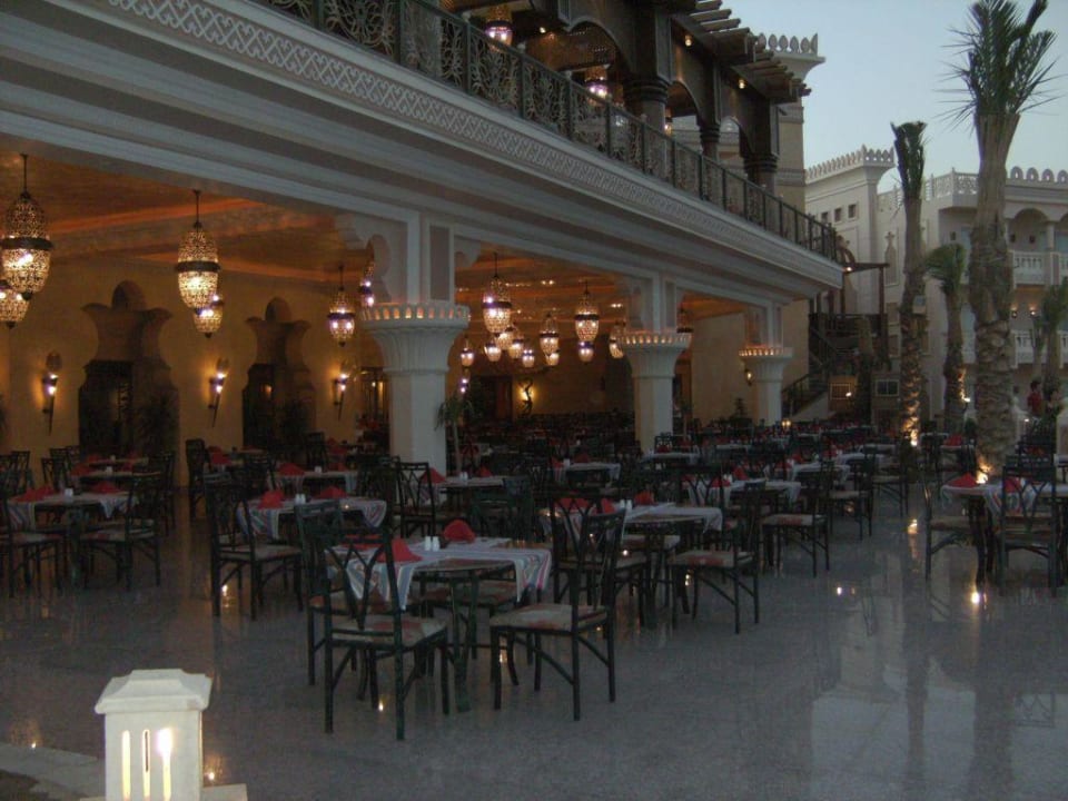 Aussenbereicht Restaurant Pickalbatros Palace Resort
