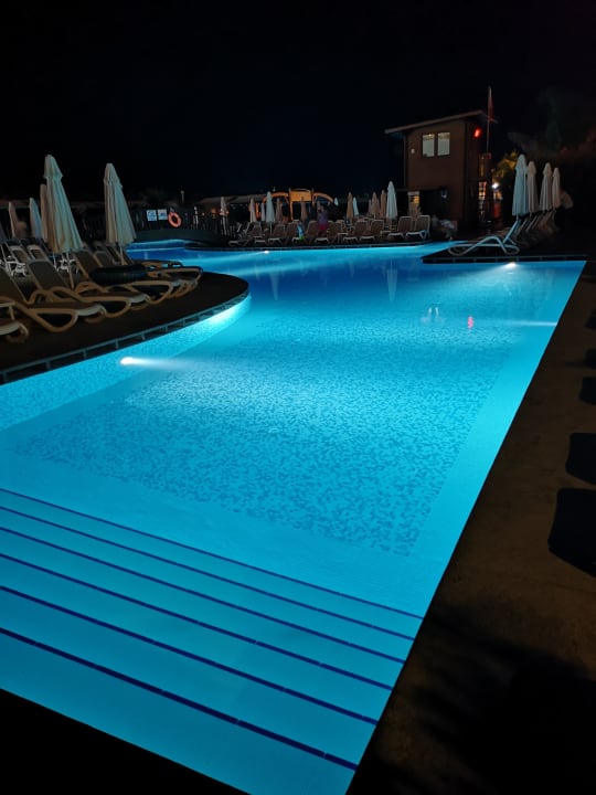 Pool Adalya Elite Lara