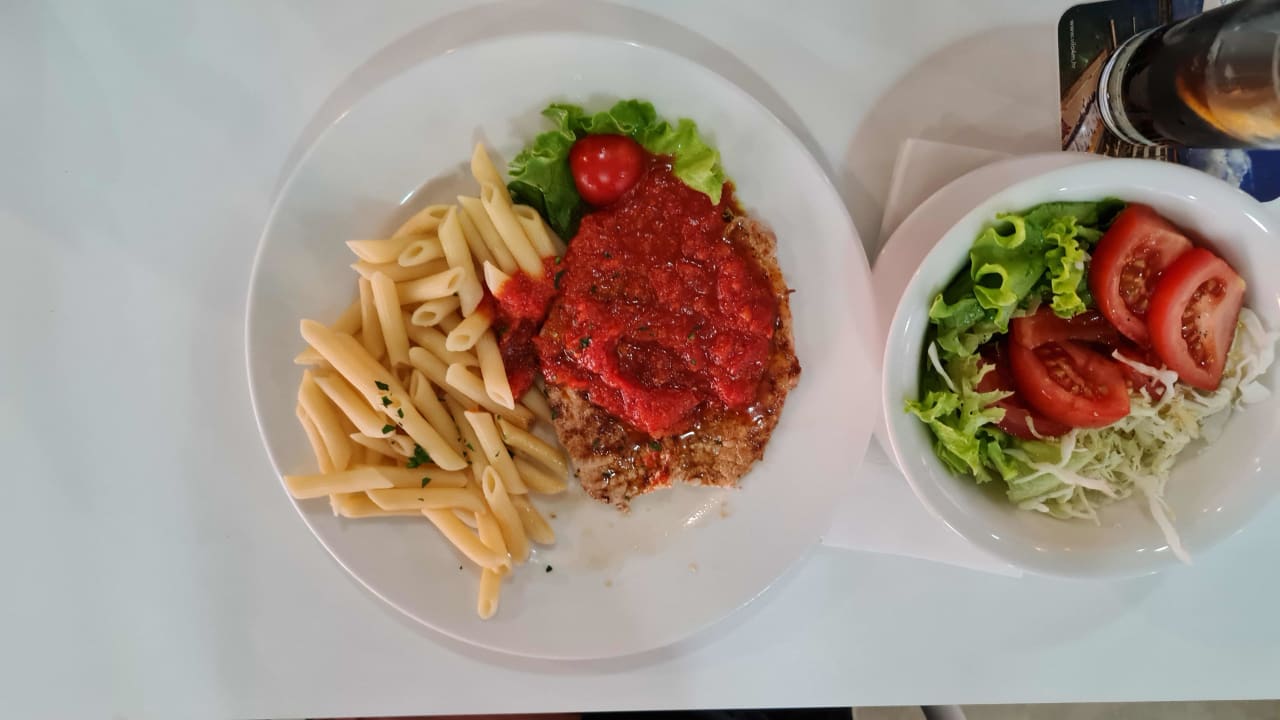 Gastro Hotel & Apartments Vila 4m