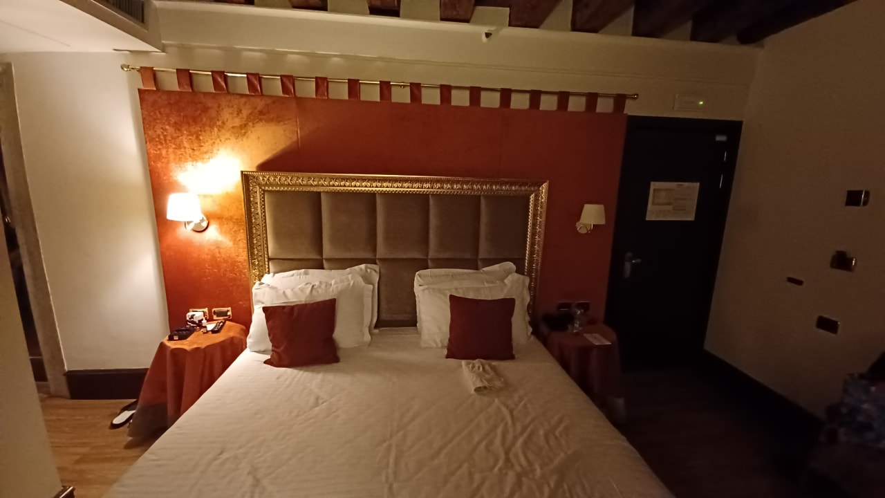 Zimmer Hotel Ruzzini Palace