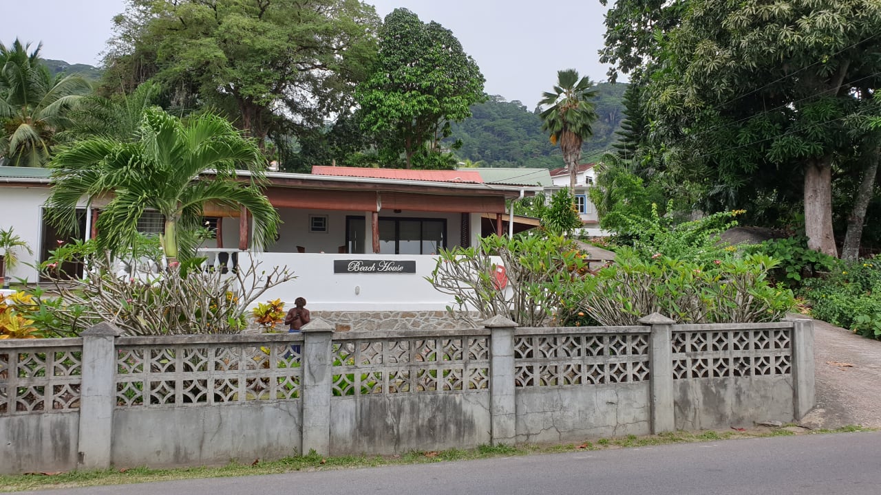 Außenansicht Guesthouse The Beach House